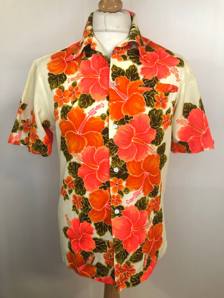 SOLD Vintage Ui Maikai Neon Hawaiian Short Sleeve Shirt – Large